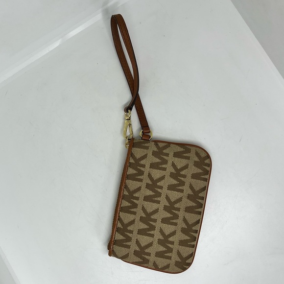 MICHAEL KORS Jet Set Signature Zip Wristlet Khaki Fabric Brown Leather Trim - Picture 5 of 7